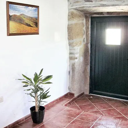Semesterbostad Welcoming House In With Unfenced Garden *
